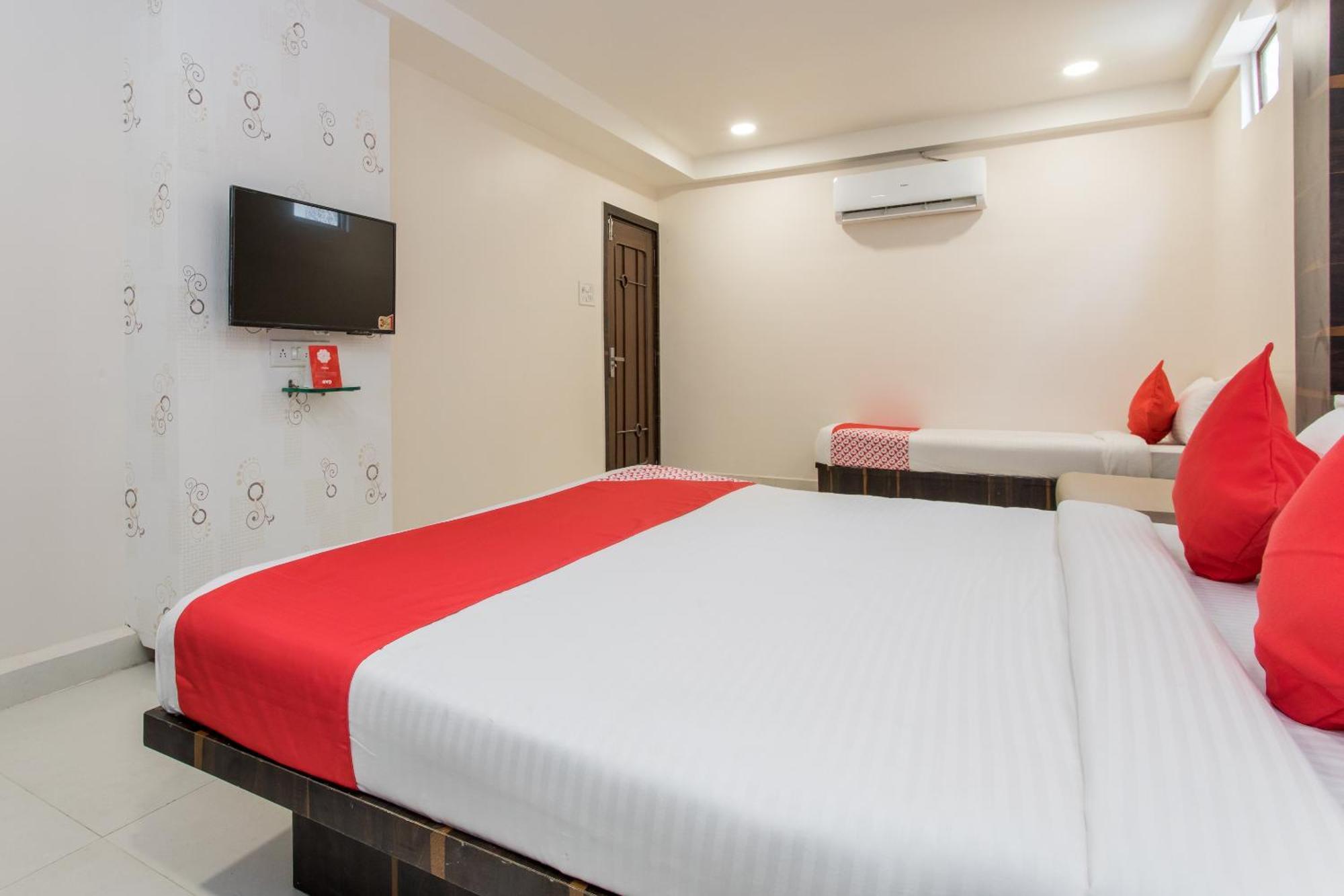 Hotel Galaxy Indore Exterior photo